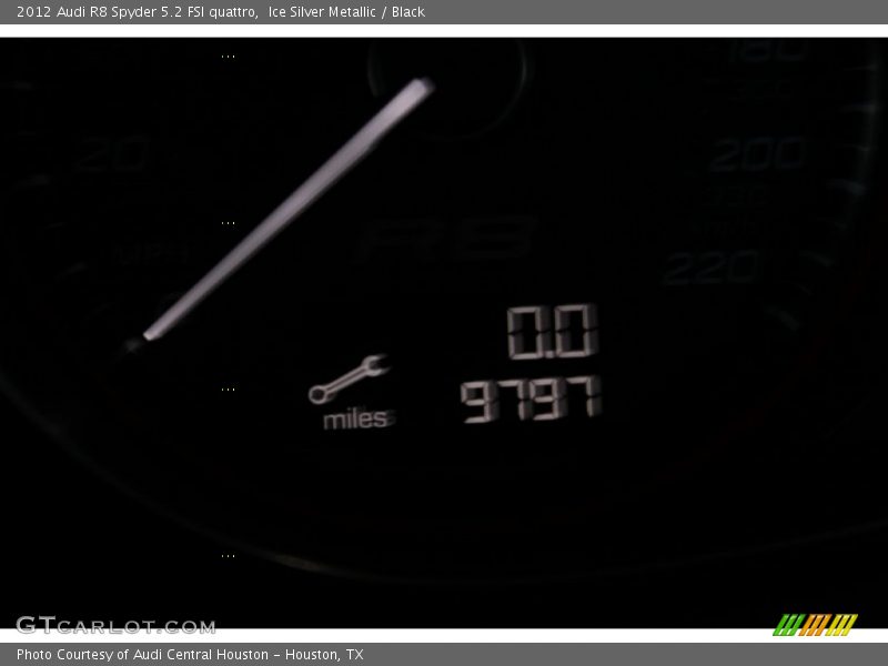 Ice Silver Metallic / Black 2012 Audi R8 Spyder 5.2 FSI quattro