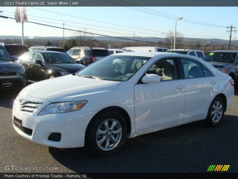 Super White / Ash 2011 Toyota Camry LE