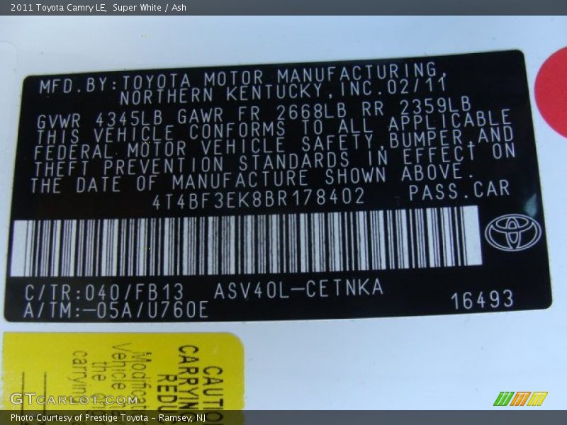 Super White / Ash 2011 Toyota Camry LE