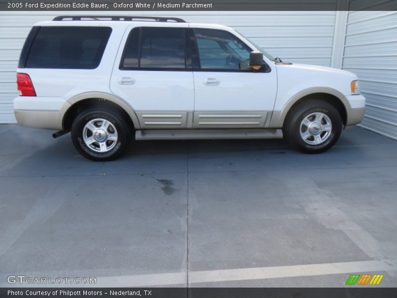 Oxford White / Medium Parchment 2005 Ford Expedition Eddie Bauer