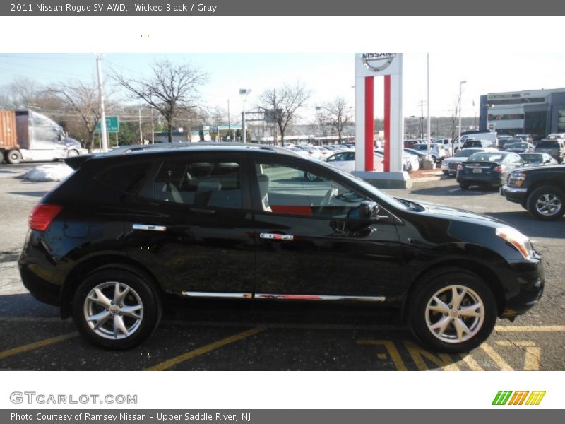 Wicked Black / Gray 2011 Nissan Rogue SV AWD