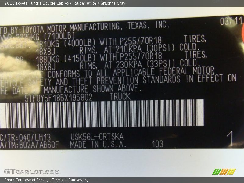 Super White / Graphite Gray 2011 Toyota Tundra Double Cab 4x4