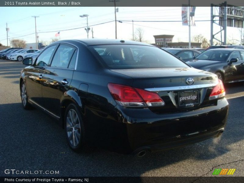 Black / Black 2011 Toyota Avalon Limited