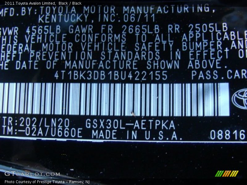 Black / Black 2011 Toyota Avalon Limited