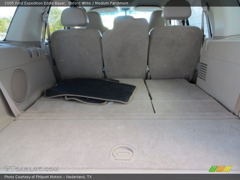 Oxford White / Medium Parchment 2005 Ford Expedition Eddie Bauer