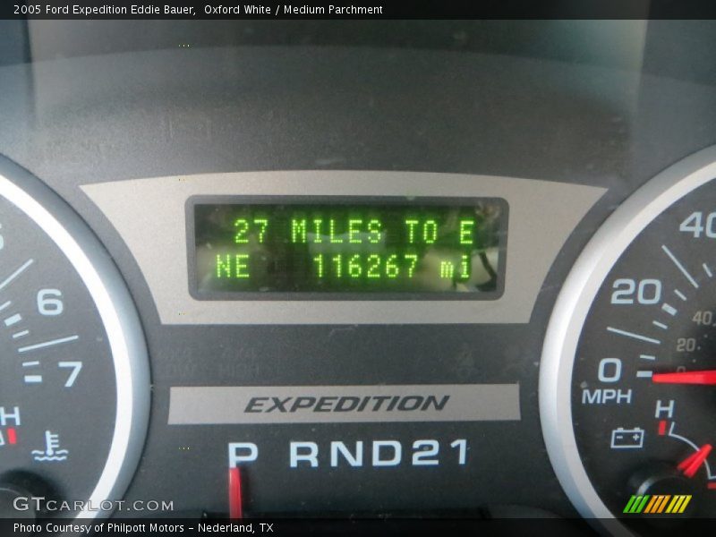Oxford White / Medium Parchment 2005 Ford Expedition Eddie Bauer