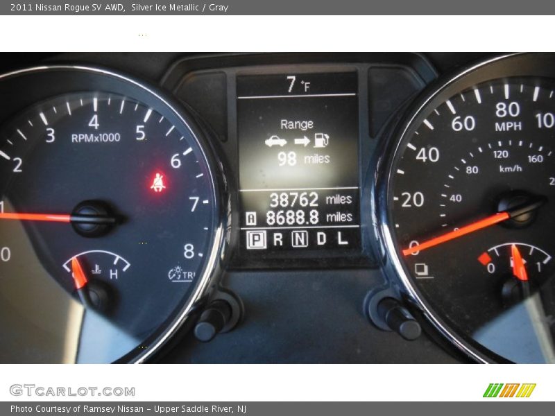 Silver Ice Metallic / Gray 2011 Nissan Rogue SV AWD