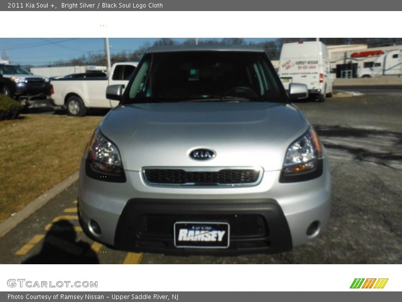 Bright Silver / Black Soul Logo Cloth 2011 Kia Soul +