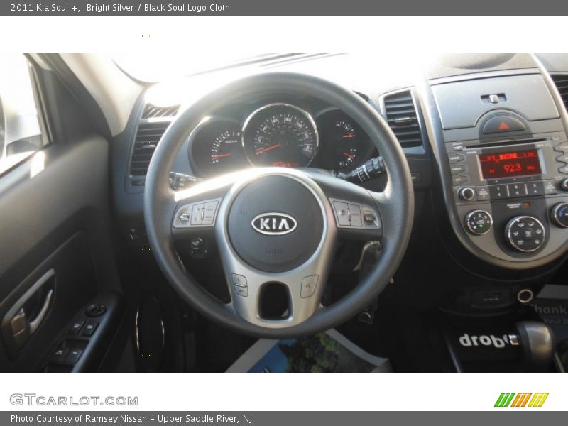 Bright Silver / Black Soul Logo Cloth 2011 Kia Soul +