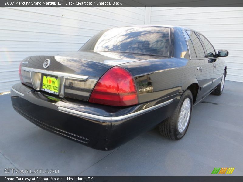 Black Clearcoat / Charcoal Black 2007 Mercury Grand Marquis LS