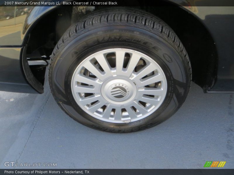 Black Clearcoat / Charcoal Black 2007 Mercury Grand Marquis LS