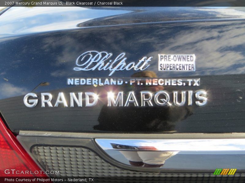 Black Clearcoat / Charcoal Black 2007 Mercury Grand Marquis LS