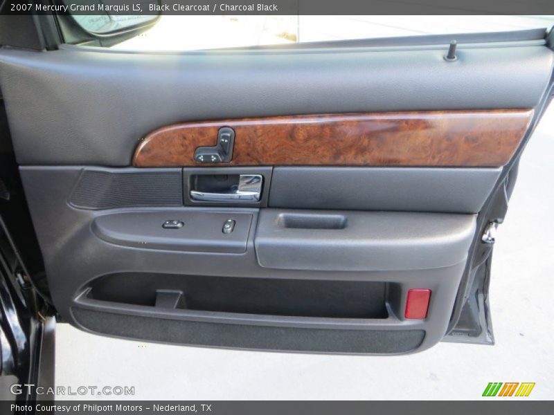 Black Clearcoat / Charcoal Black 2007 Mercury Grand Marquis LS