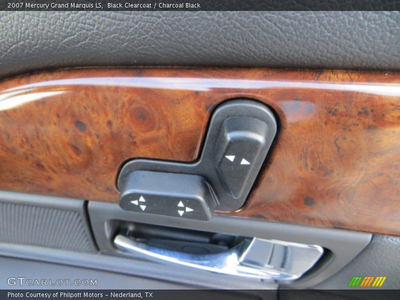 Black Clearcoat / Charcoal Black 2007 Mercury Grand Marquis LS