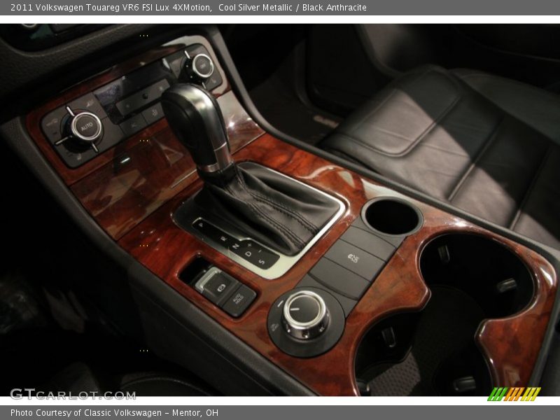 Cool Silver Metallic / Black Anthracite 2011 Volkswagen Touareg VR6 FSI Lux 4XMotion