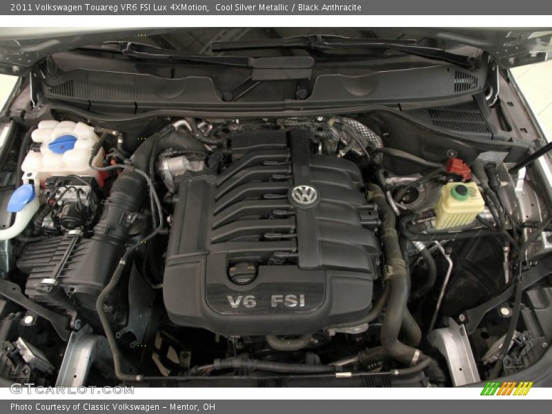 Cool Silver Metallic / Black Anthracite 2011 Volkswagen Touareg VR6 FSI Lux 4XMotion