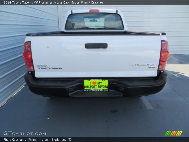 Super White / Graphite 2014 Toyota Tacoma V6 Prerunner Access Cab