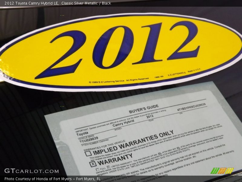 Classic Silver Metallic / Black 2012 Toyota Camry Hybrid LE