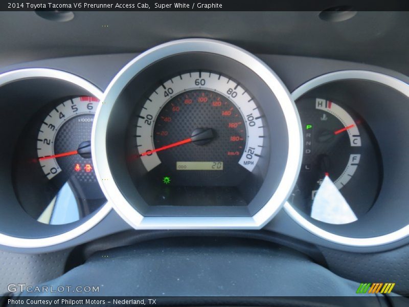 Super White / Graphite 2014 Toyota Tacoma V6 Prerunner Access Cab