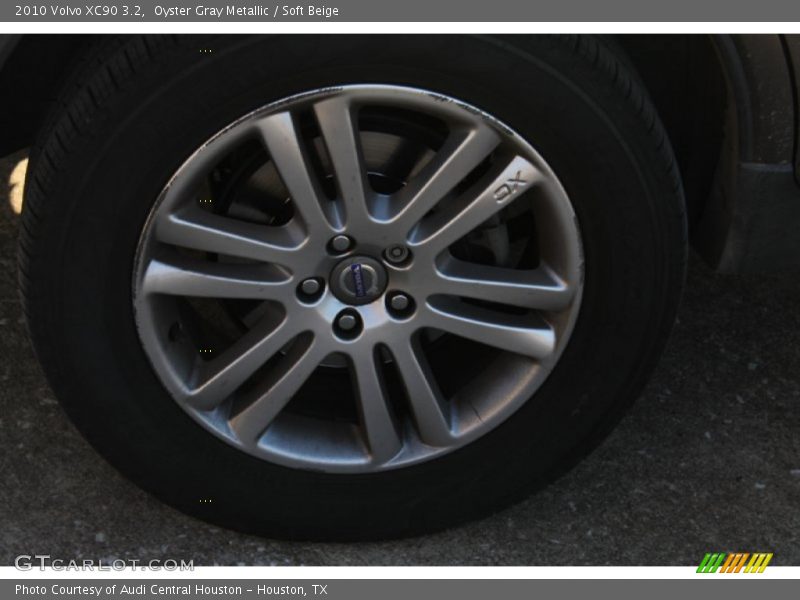 Oyster Gray Metallic / Soft Beige 2010 Volvo XC90 3.2