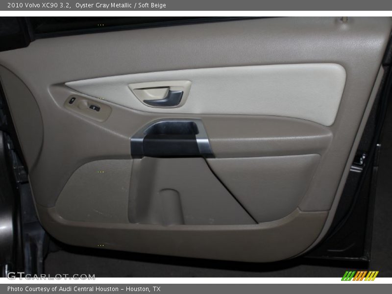 Oyster Gray Metallic / Soft Beige 2010 Volvo XC90 3.2