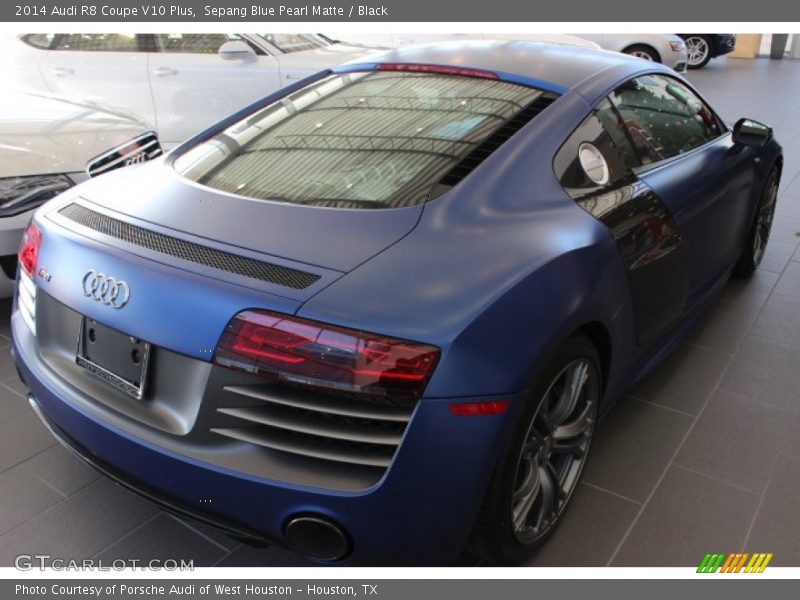 Sepang Blue Pearl Matte / Black 2014 Audi R8 Coupe V10 Plus