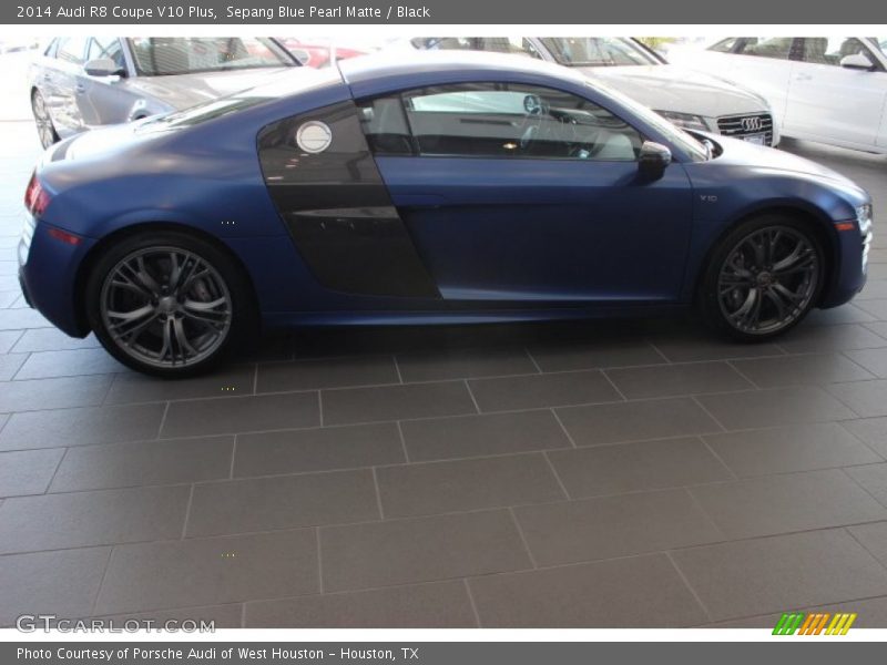 Sepang Blue Pearl Matte / Black 2014 Audi R8 Coupe V10 Plus