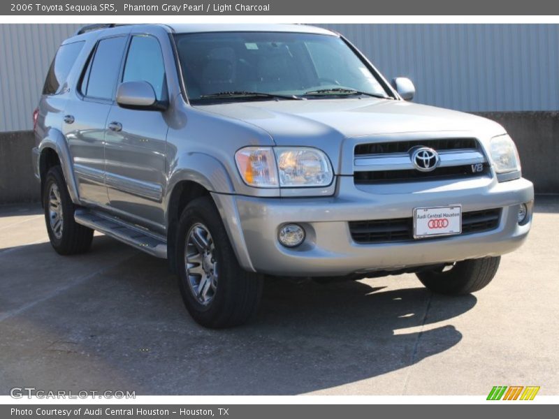 Phantom Gray Pearl / Light Charcoal 2006 Toyota Sequoia SR5