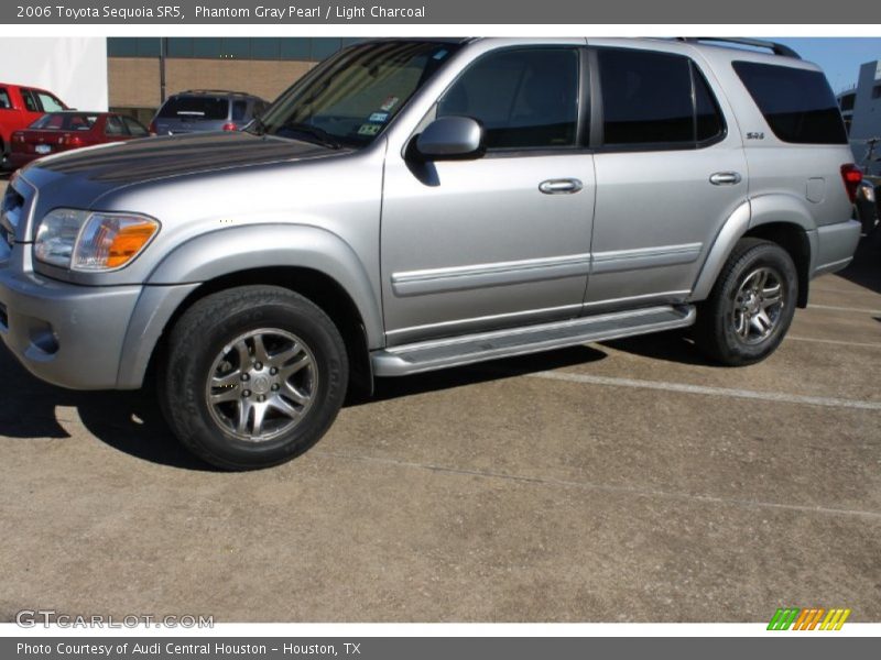 Phantom Gray Pearl / Light Charcoal 2006 Toyota Sequoia SR5