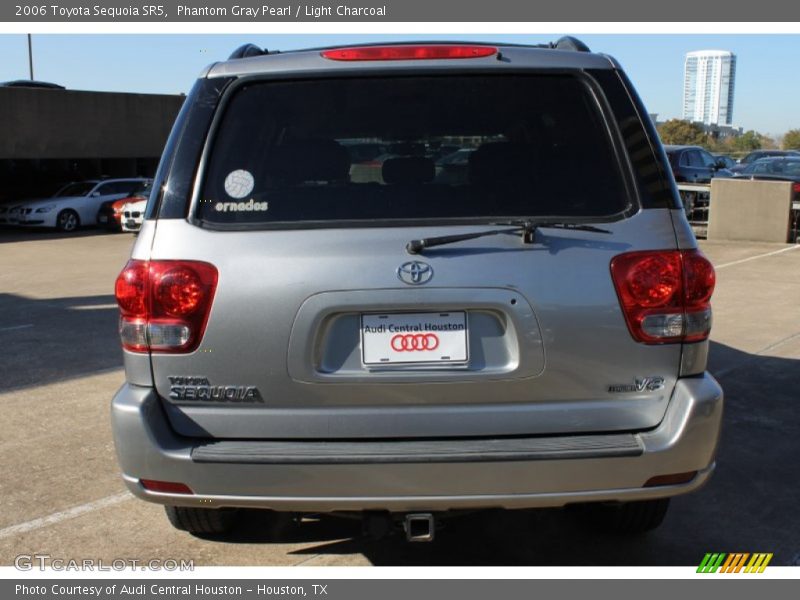 Phantom Gray Pearl / Light Charcoal 2006 Toyota Sequoia SR5