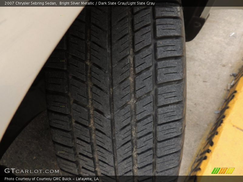 Bright Silver Metallic / Dark Slate Gray/Light Slate Gray 2007 Chrysler Sebring Sedan