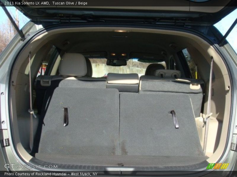 Tuscan Olive / Beige 2011 Kia Sorento LX AWD