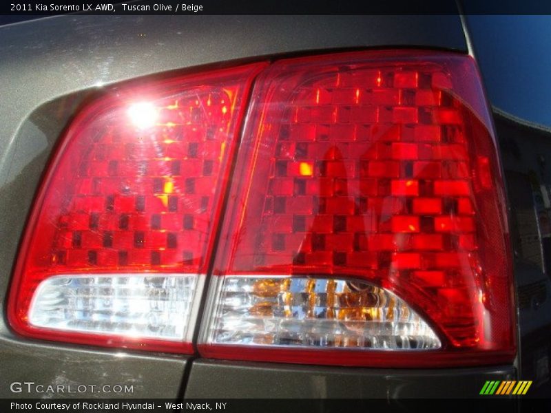 Tuscan Olive / Beige 2011 Kia Sorento LX AWD
