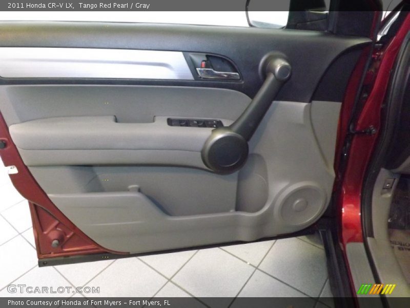 Tango Red Pearl / Gray 2011 Honda CR-V LX