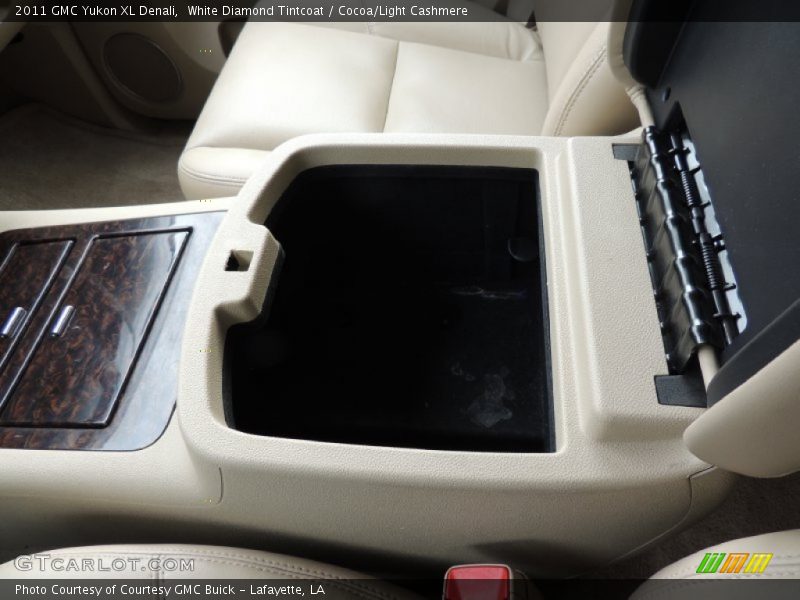White Diamond Tintcoat / Cocoa/Light Cashmere 2011 GMC Yukon XL Denali