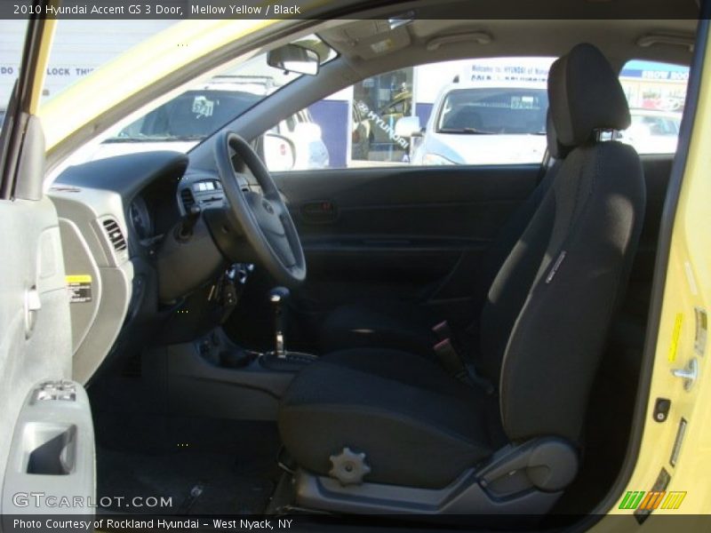 Mellow Yellow / Black 2010 Hyundai Accent GS 3 Door