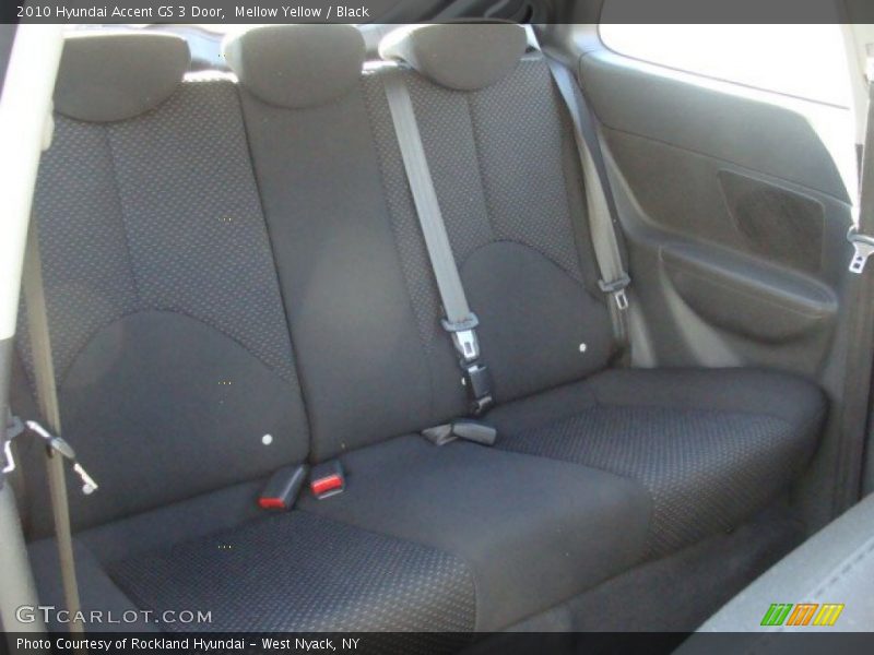 Mellow Yellow / Black 2010 Hyundai Accent GS 3 Door