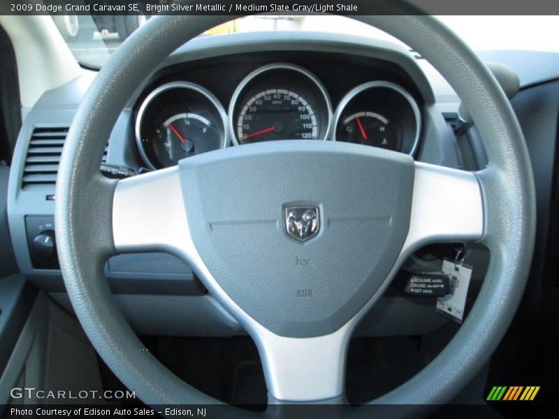 Bright Silver Metallic / Medium Slate Gray/Light Shale 2009 Dodge Grand Caravan SE