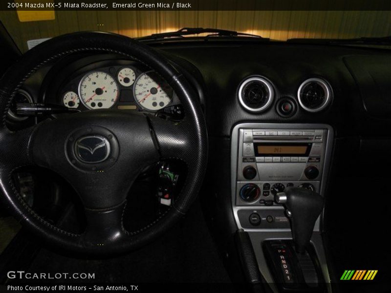 Emerald Green Mica / Black 2004 Mazda MX-5 Miata Roadster