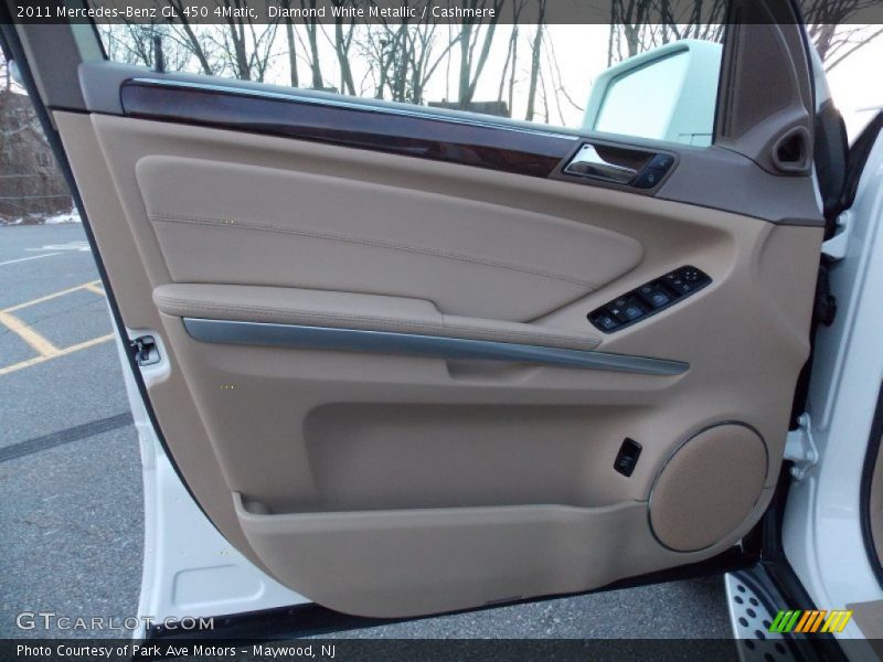 Diamond White Metallic / Cashmere 2011 Mercedes-Benz GL 450 4Matic