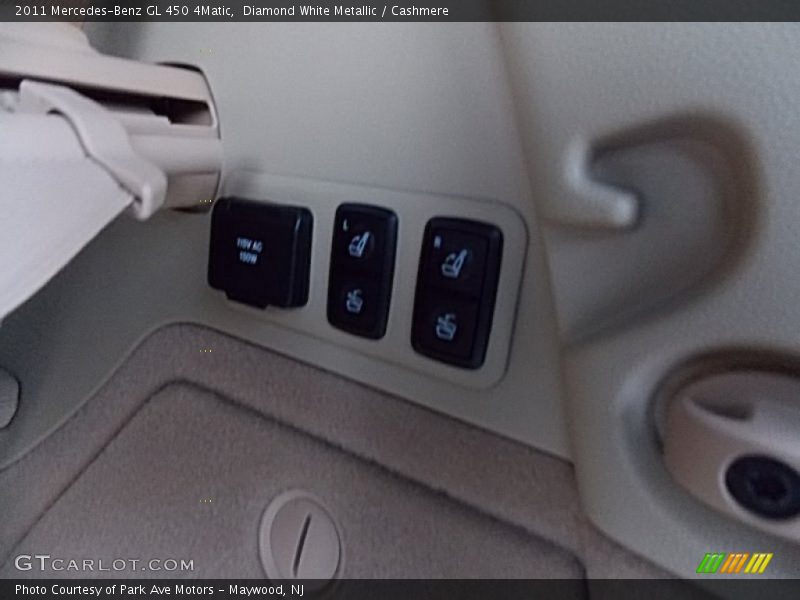Diamond White Metallic / Cashmere 2011 Mercedes-Benz GL 450 4Matic