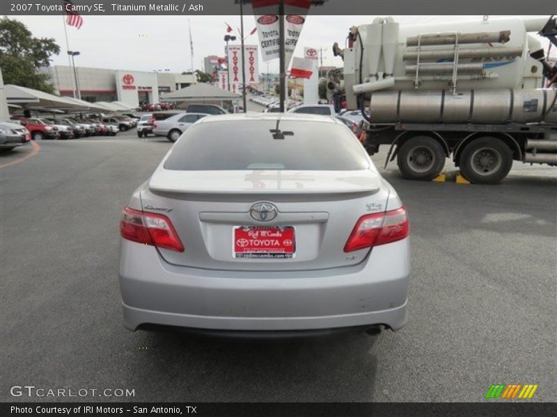 Titanium Metallic / Ash 2007 Toyota Camry SE