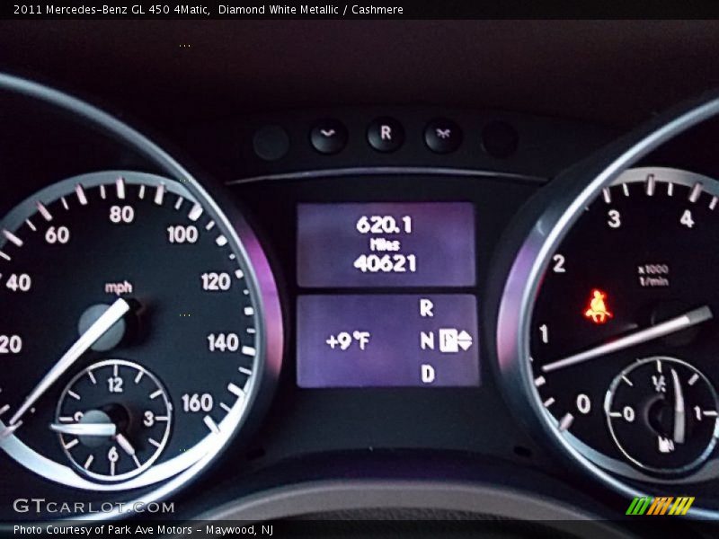 Diamond White Metallic / Cashmere 2011 Mercedes-Benz GL 450 4Matic