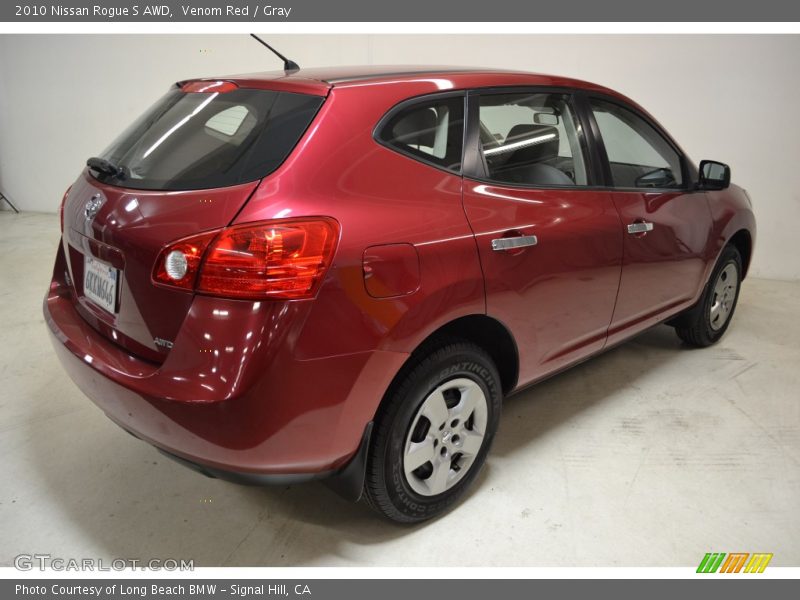 Venom Red / Gray 2010 Nissan Rogue S AWD