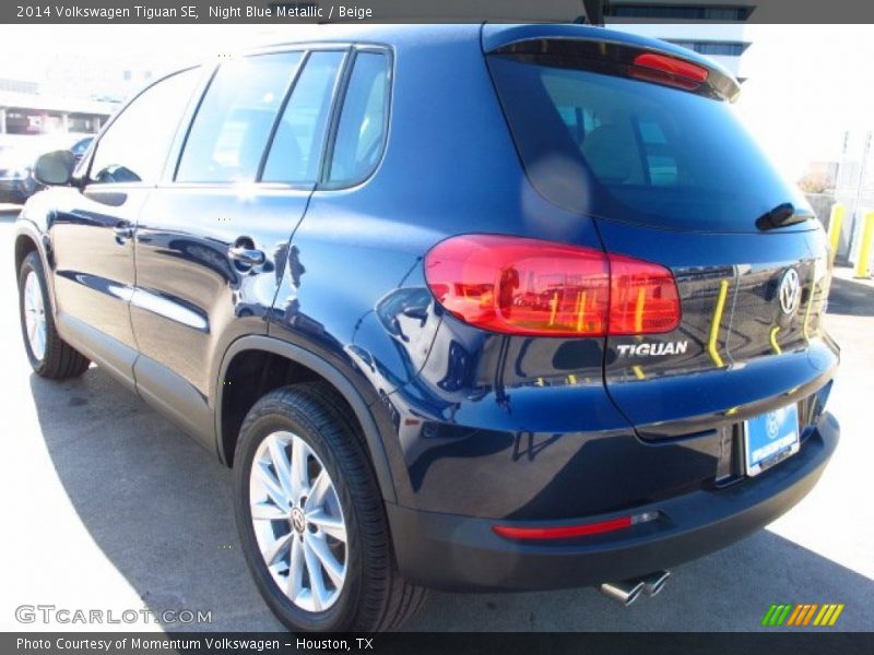 Night Blue Metallic / Beige 2014 Volkswagen Tiguan SE