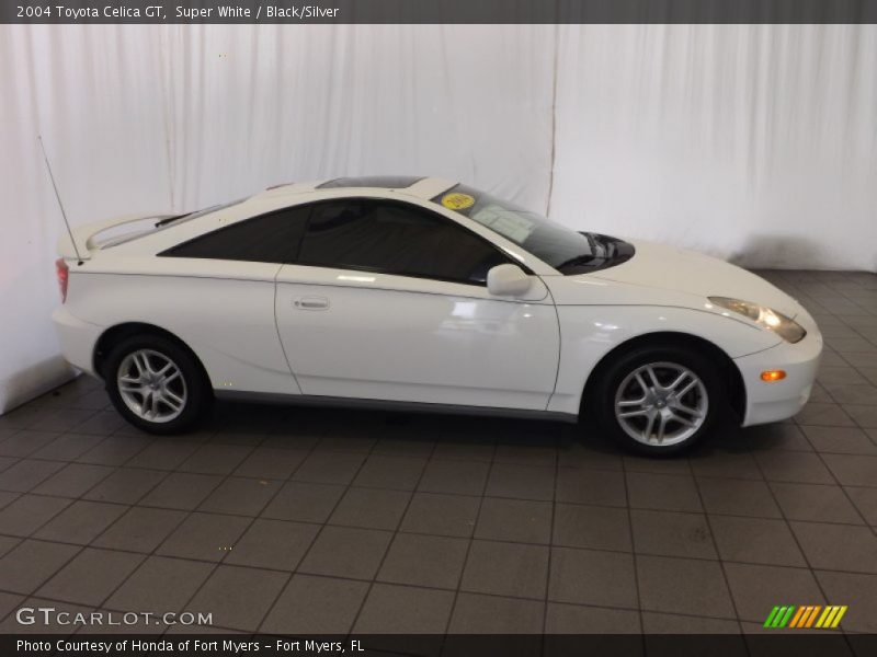 Super White / Black/Silver 2004 Toyota Celica GT