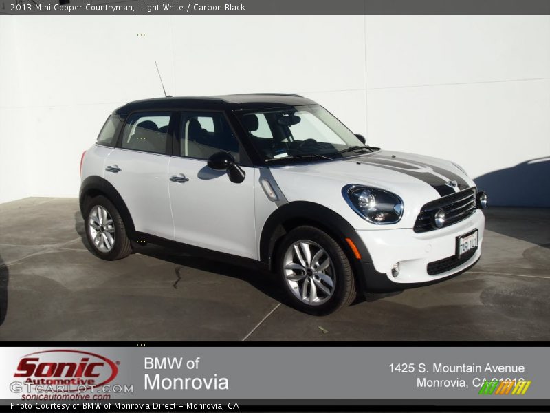 Light White / Carbon Black 2013 Mini Cooper Countryman