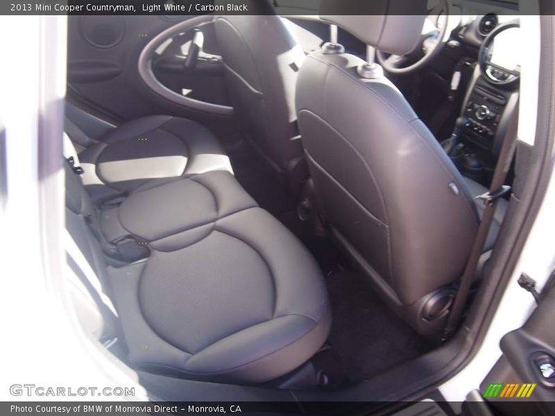 Light White / Carbon Black 2013 Mini Cooper Countryman
