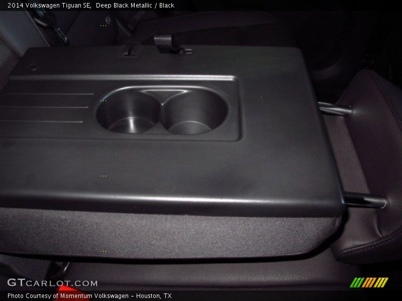 Deep Black Metallic / Black 2014 Volkswagen Tiguan SE