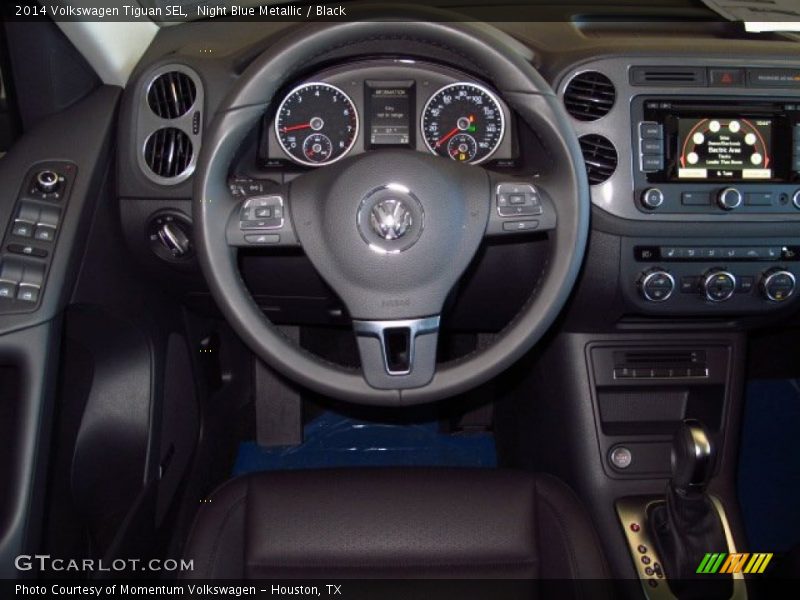 Night Blue Metallic / Black 2014 Volkswagen Tiguan SEL